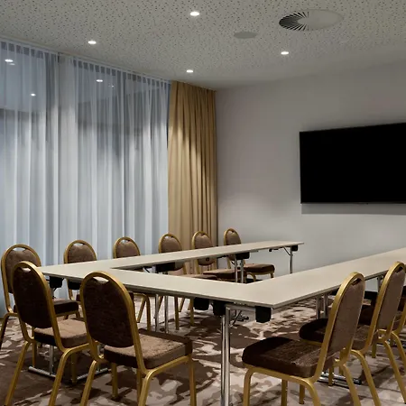 Ac By Marriott Otel 4*